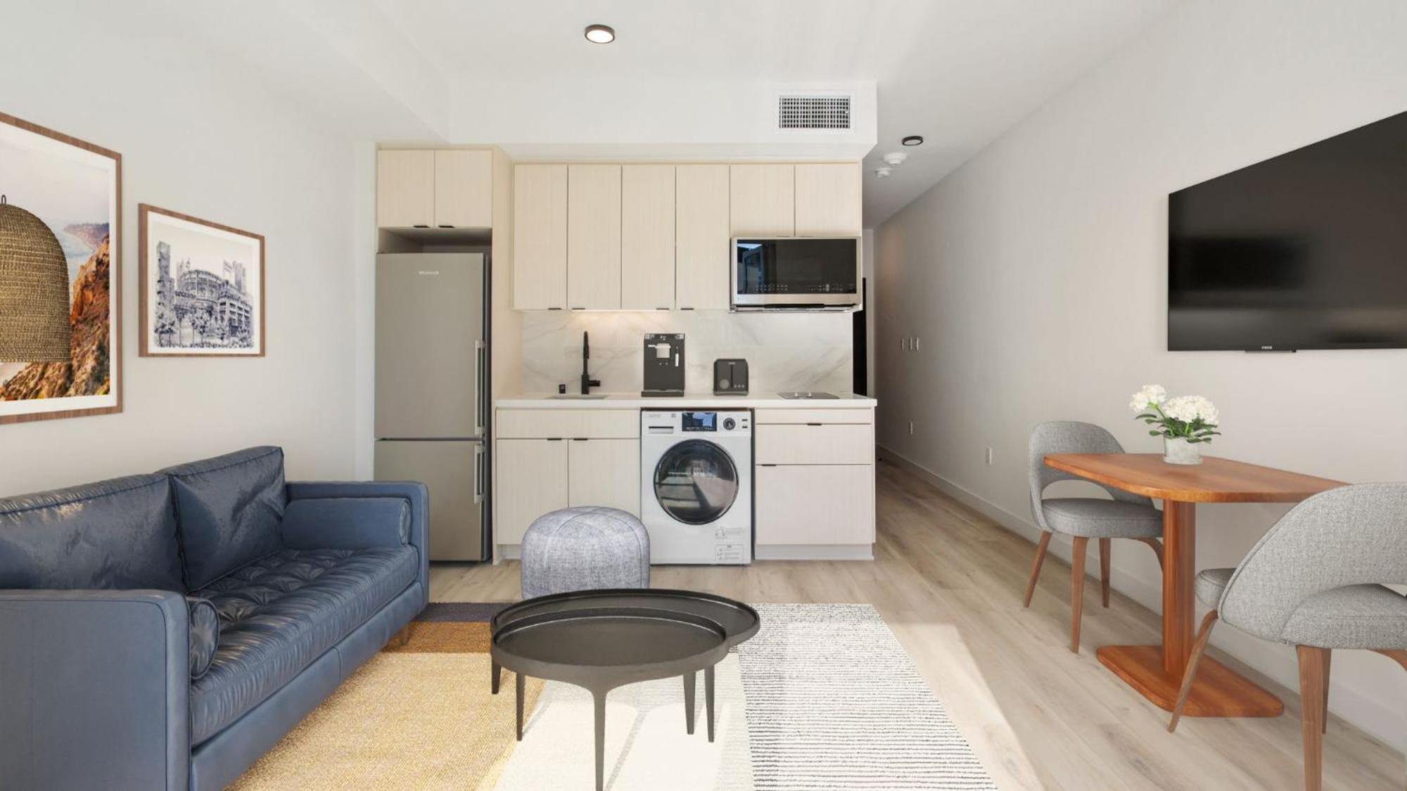 Sentral Gaslamp Quarter 4*