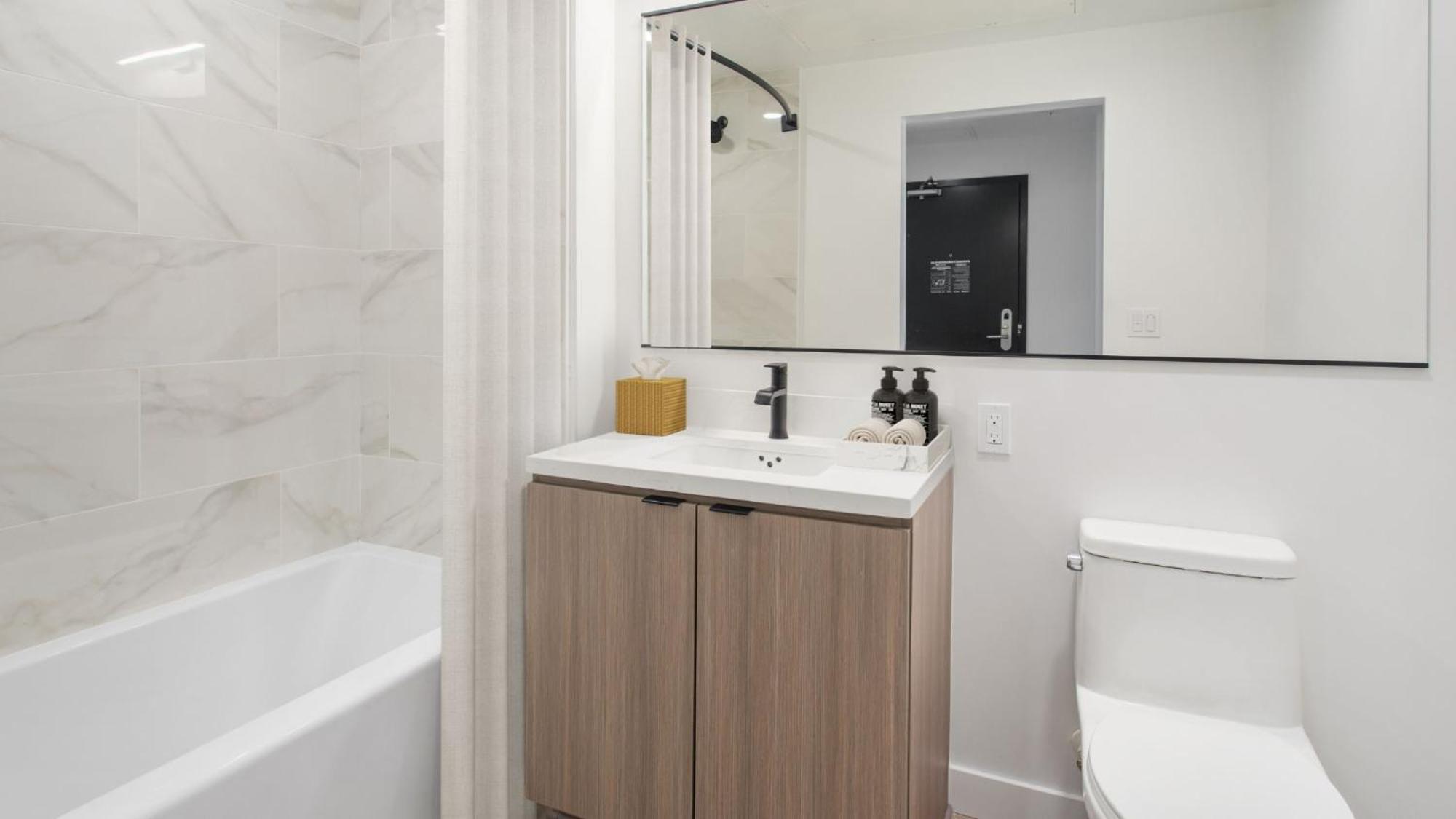 Sentral Gaslamp Quarter Hotel 4*